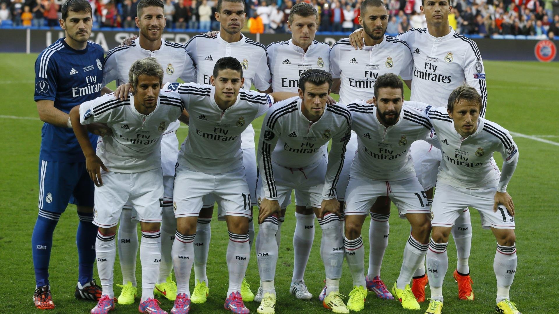 “青少年足球比赛引入AI裁判,提升公平公正”,青少年足球大赛